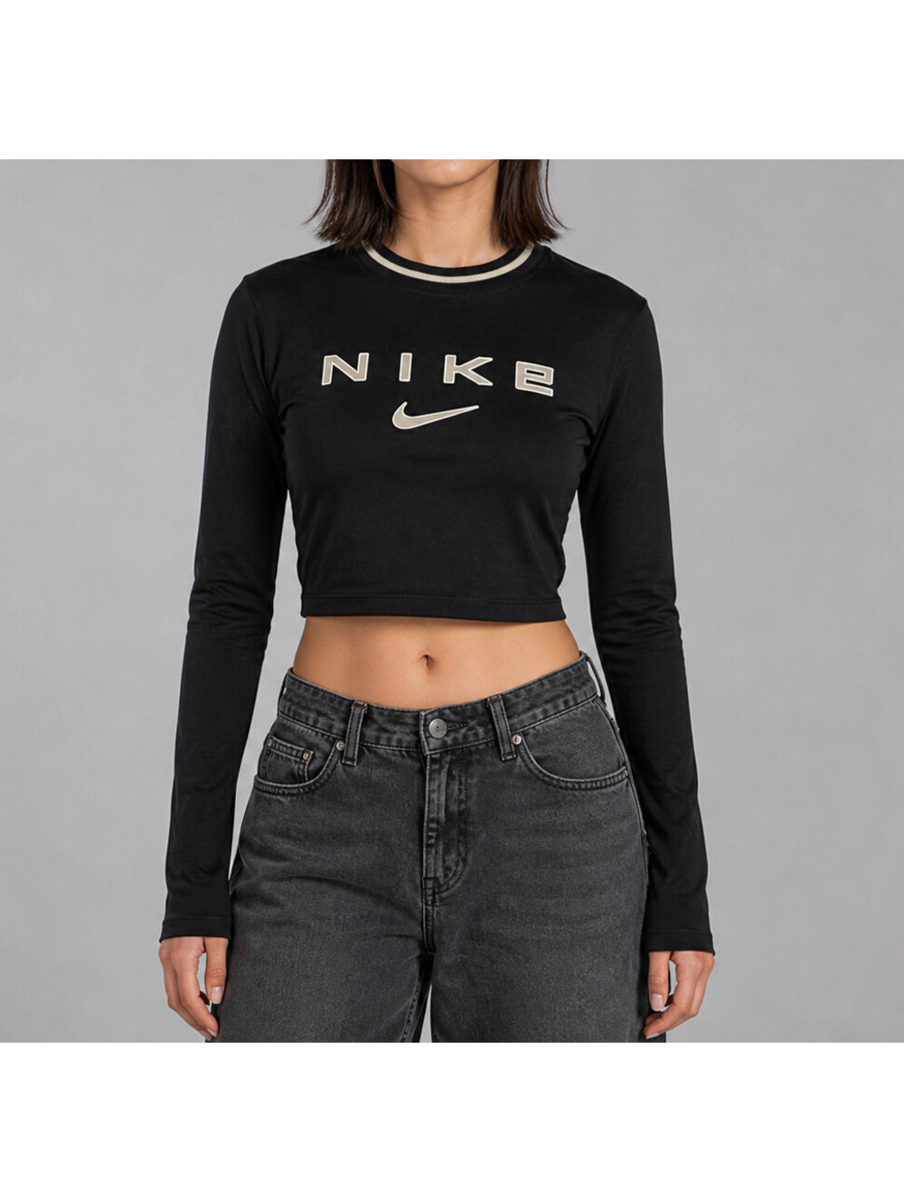 Nike Sportswear Chill Knit Women's Crop Long Sleeve Tee Black M NWT FZ2859-010